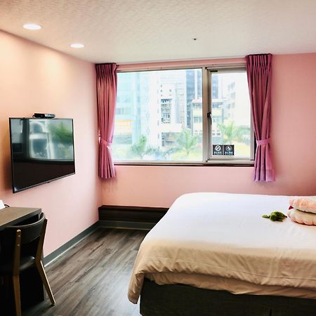 歐法行旅 O Fun Hotel Тайпей Екстериор снимка