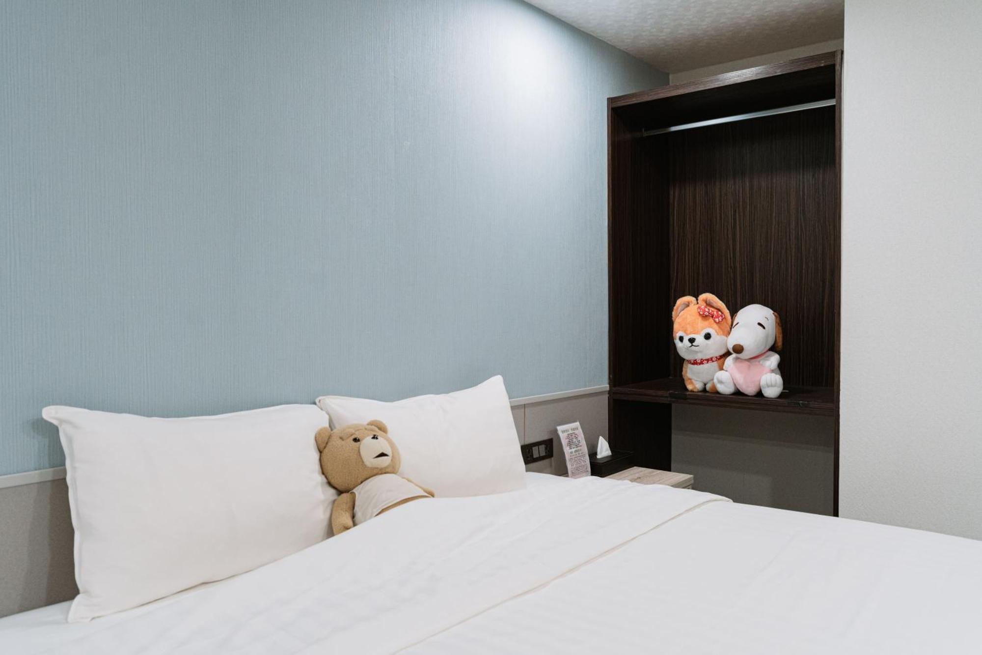 歐法行旅 O Fun Hotel Тайпей Екстериор снимка