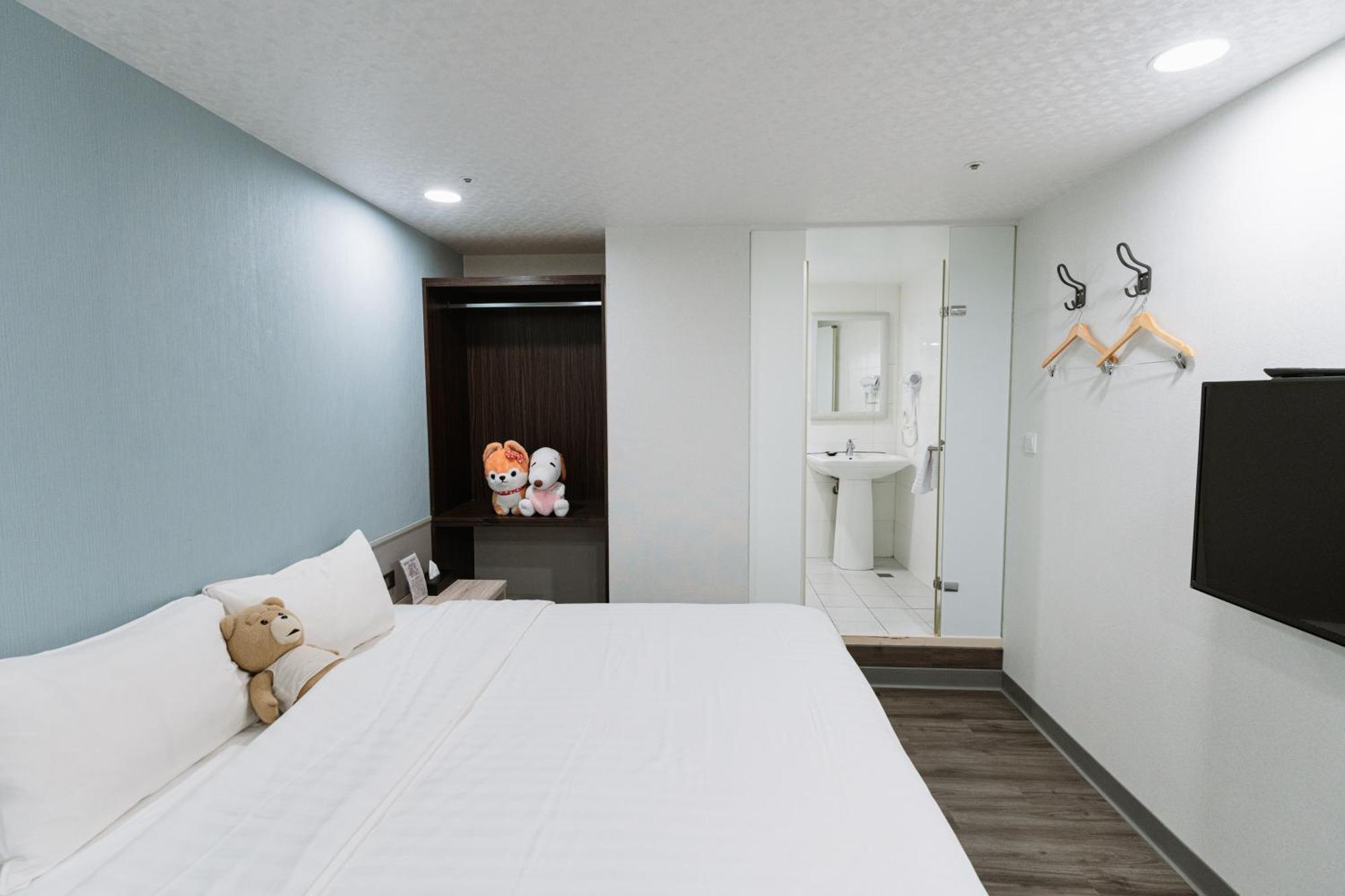 歐法行旅 O Fun Hotel Тайпей Екстериор снимка