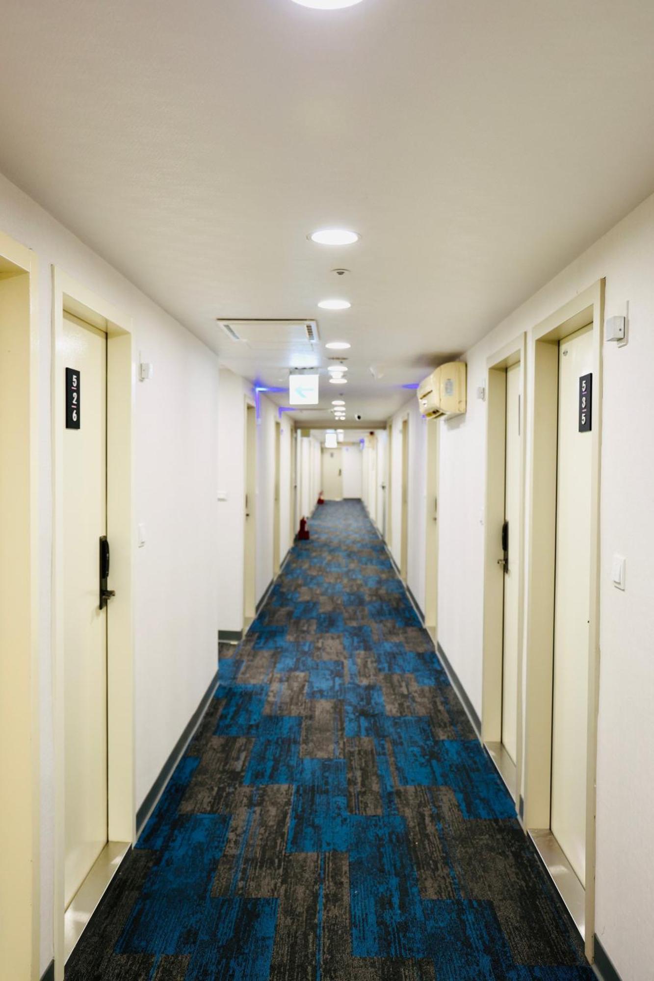 歐法行旅 O Fun Hotel Тайпей Екстериор снимка