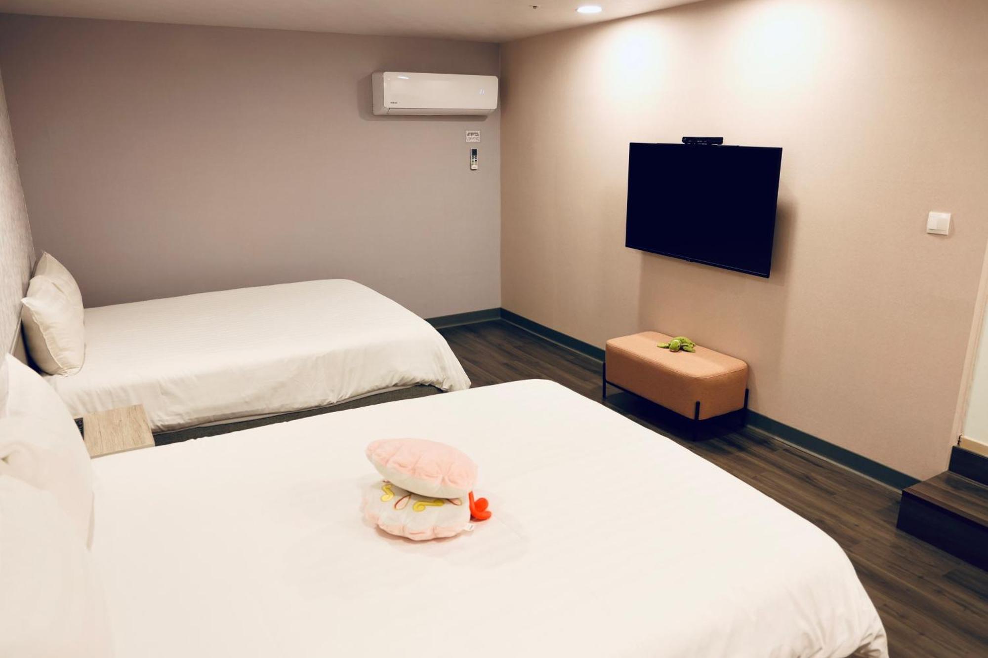歐法行旅 O Fun Hotel Тайпей Екстериор снимка